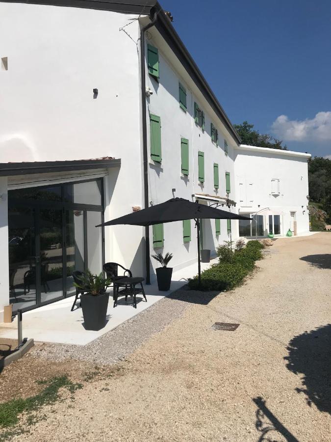 קאפרינו ורונזה Agriturismo Maison 1933 מראה חיצוני תמונה